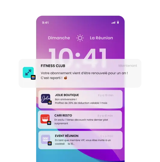 Smartphone affichant une notification personnalisée aux couleurs de la marque.